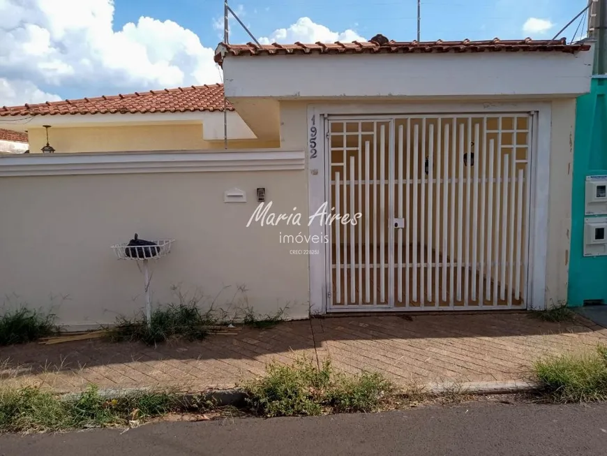 Foto 1 de Casa com 2 Quartos à venda, 227m² em Jardim Brasil, São Carlos