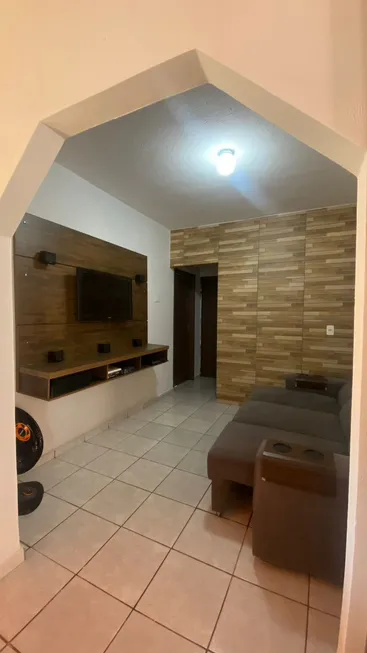 Foto 1 de Casa com 3 Quartos à venda, 200m² em Vila Sao Manoel, Aparecida de Goiânia