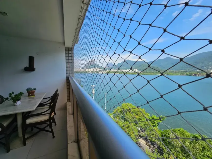 Foto 1 de Apartamento com 3 Quartos à venda, 187m² em Lagoa, Rio de Janeiro