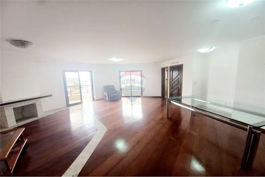 Foto 1 de Apartamento com 2 Quartos à venda, 210m² em Centro, Suzano