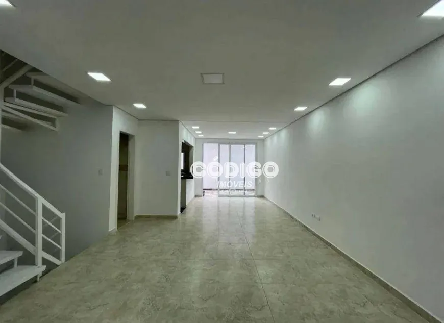 Foto 1 de Casa de Condomínio com 3 Quartos para venda ou aluguel, 234m² em Parque Renato Maia, Guarulhos