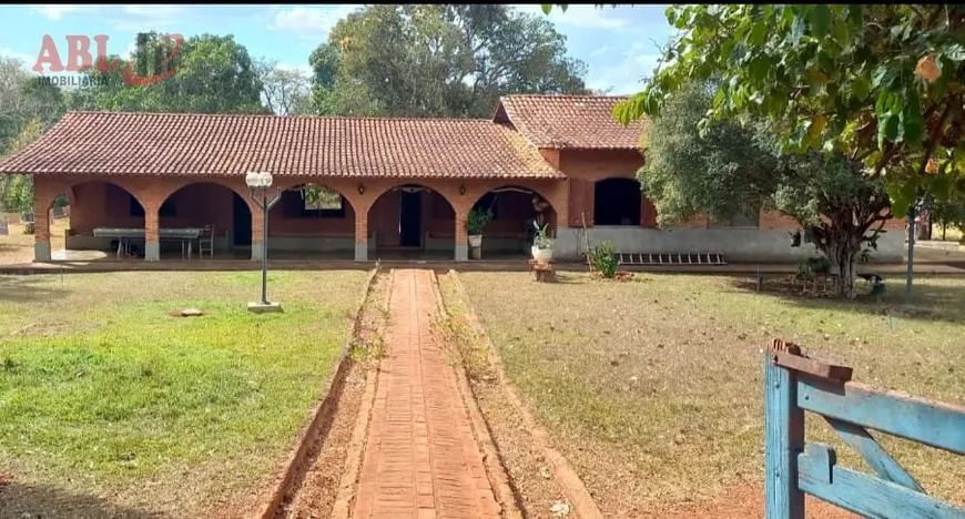 Foto 1 de Fazenda/Sítio à venda, 750000m² em Centro, Felixlândia