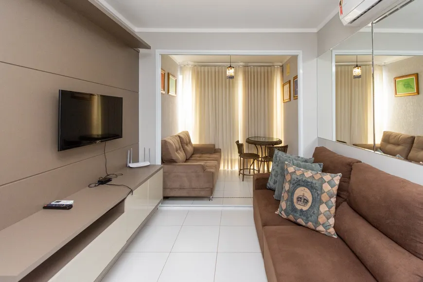Foto 1 de Apartamento com 1 Quarto para alugar, 45m² em Jardim Goiás, Goiânia
