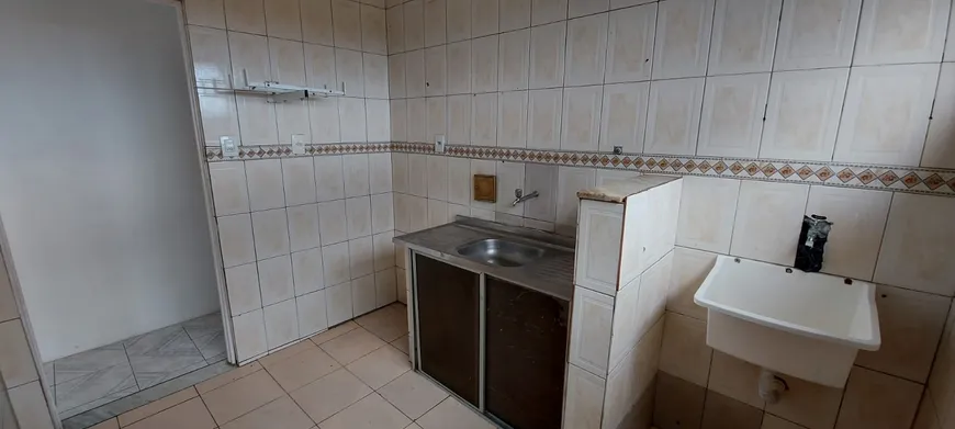 Foto 1 de Apartamento com 2 Quartos para alugar, 47m² em Sao Rafael, Salvador