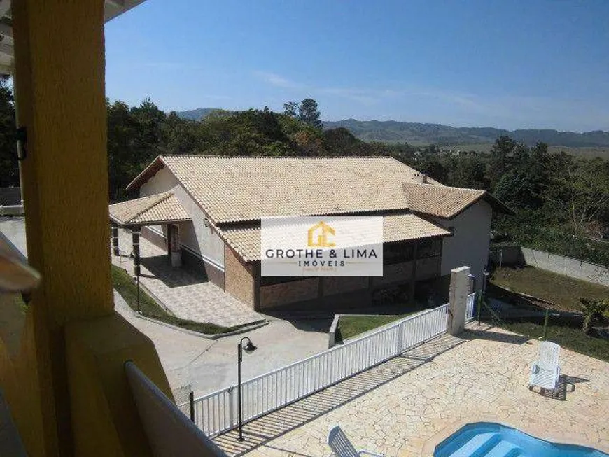 Foto 1 de Fazenda/Sítio com 4 Quartos à venda, 1003m² em Guamirim, Caçapava