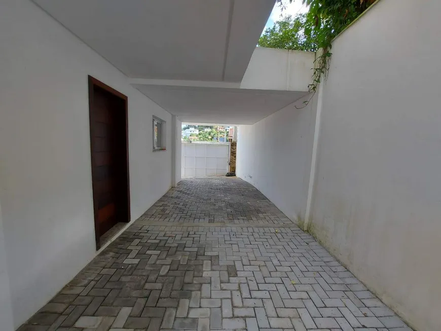 Foto 1 de Casa com 2 Quartos à venda, 249m² em Azambuja, Brusque