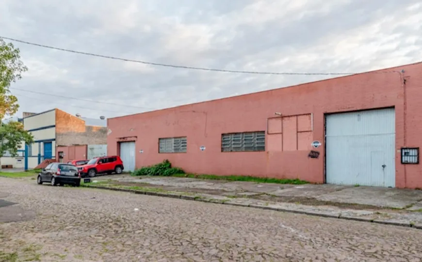 Foto 1 de Galpão/Depósito/Armazém para alugar, 700m² em Partenon, Porto Alegre