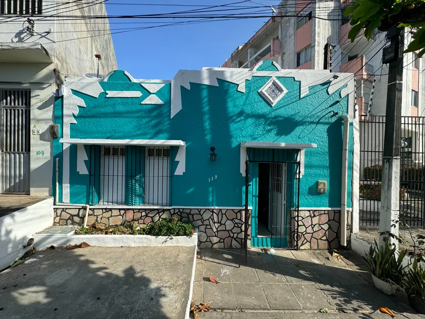 Foto 1 de Casa com 3 Quartos à venda, 184m² em Farol, Maceió