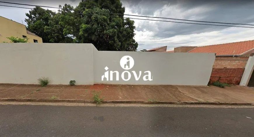 Foto 1 de Lote/Terreno à venda, 820m² em Fabrício, Uberaba