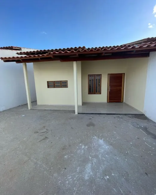 Foto 1 de Casa com 2 Quartos à venda, 95m² em Tomba, Feira de Santana