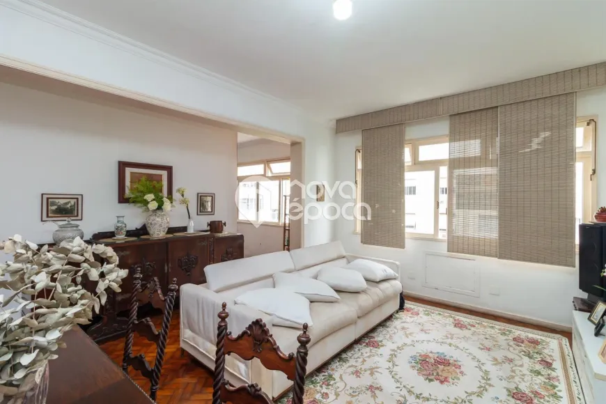 Foto 1 de Apartamento com 4 Quartos à venda, 276m² em Copacabana, Rio de Janeiro