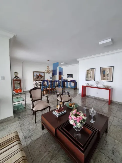 Foto 1 de Apartamento com 4 Quartos à venda, 236m² em Caminho Das Árvores, Salvador