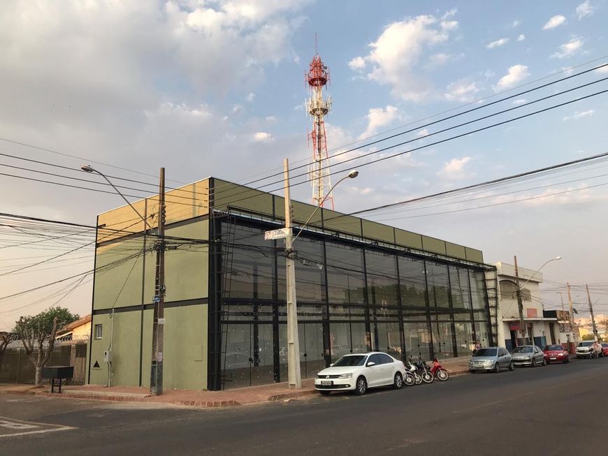 Ponto Comercial 31 m² em Tubalina em Uberlândia, por R$ 2.400/Mês - Viva  Real