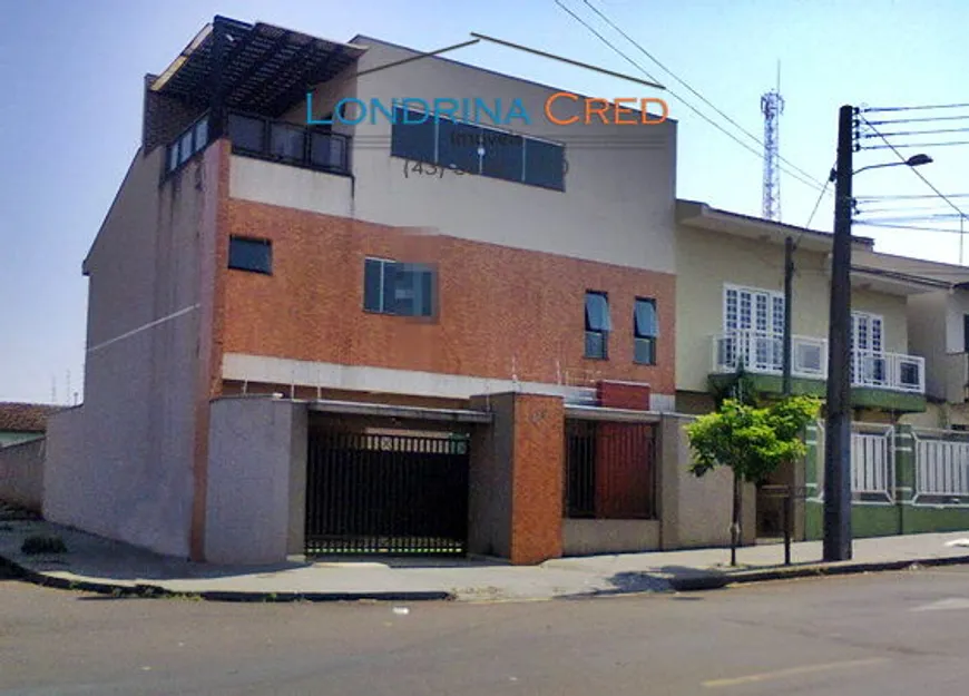 Foto 1 de Casa com 3 Quartos à venda, 202m² em Centro, Arapongas