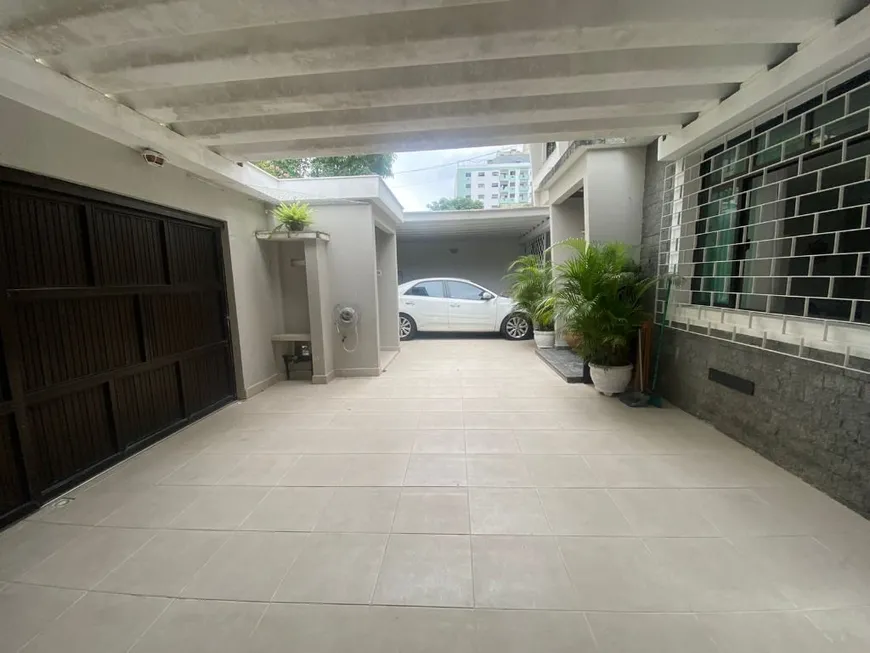 Foto 1 de Casa com 5 Quartos à venda, 420m² em Ponta da Praia, Santos