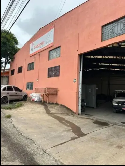 Foto 1 de Galpão/Depósito/Armazém para alugar, 600m² em São Sebastião, Matozinhos