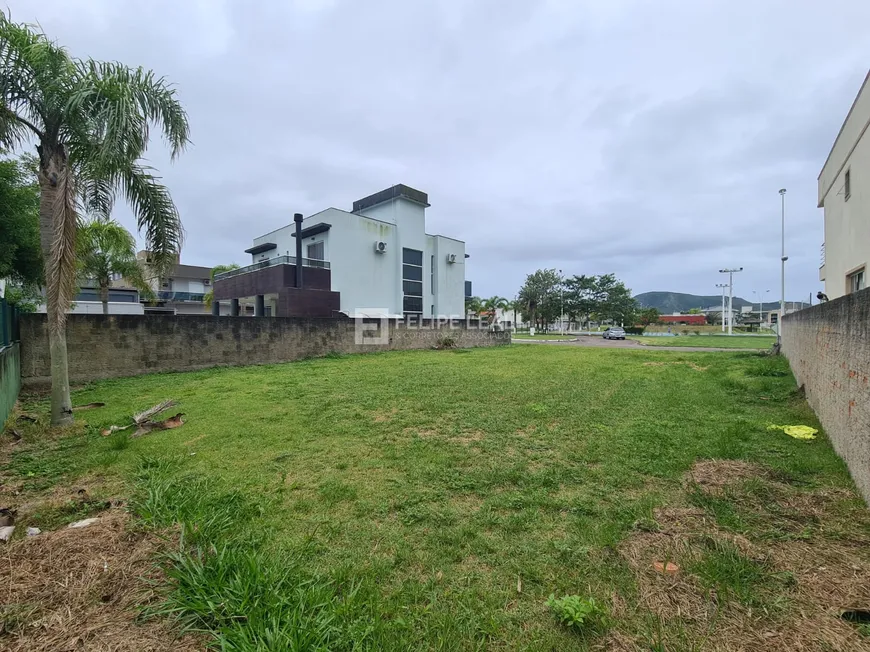 Foto 1 de Lote/Terreno à venda, 375m² em São João do Rio Vermelho, Florianópolis