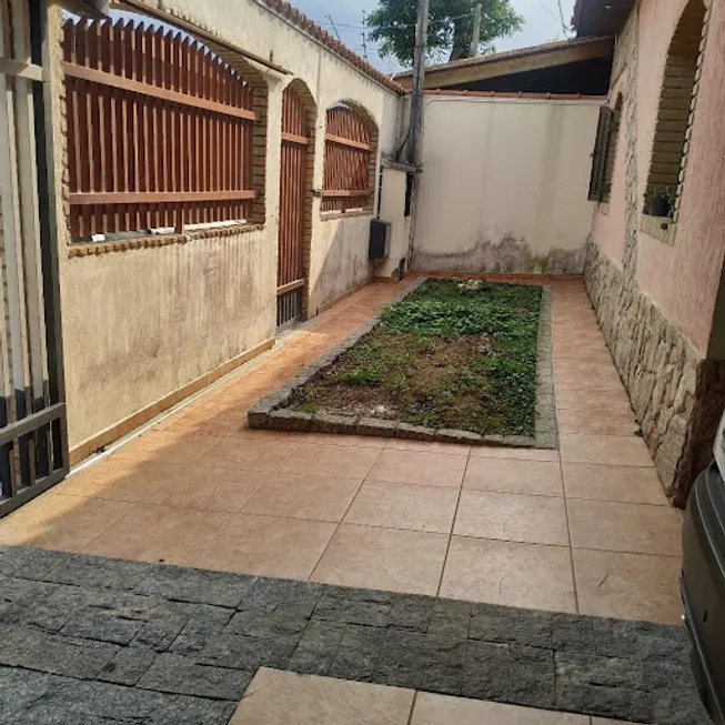 Foto 1 de Casa com 3 Quartos à venda, 280m² em Vila Santos, Caçapava