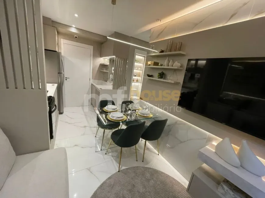 Foto 1 de Apartamento com 2 Quartos à venda, 32m² em Barra Funda, São Paulo