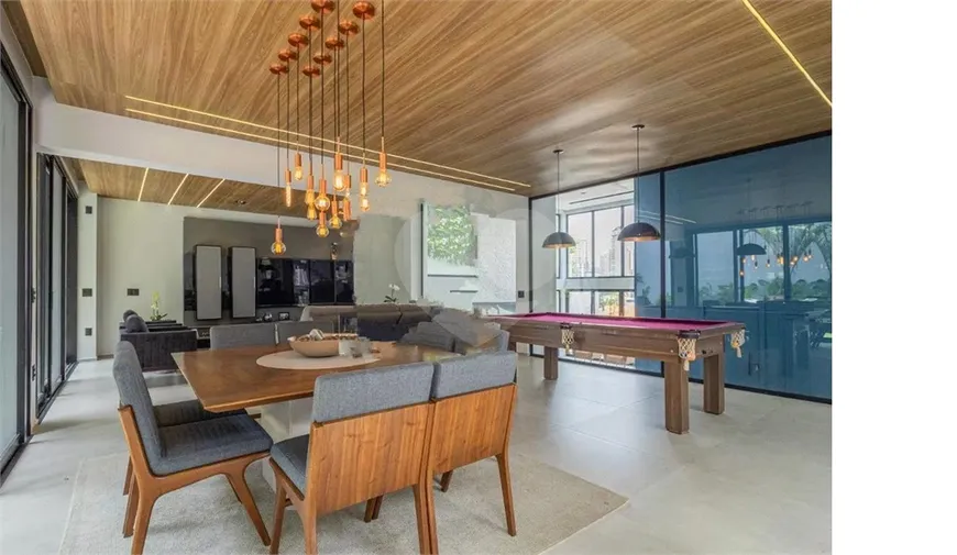 Foto 1 de Casa de Condomínio com 4 Quartos à venda, 504m² em Panamby, São Paulo