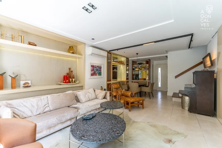 Foto 1 de Casa com 3 Quartos à venda, 220m² em São Francisco, Curitiba