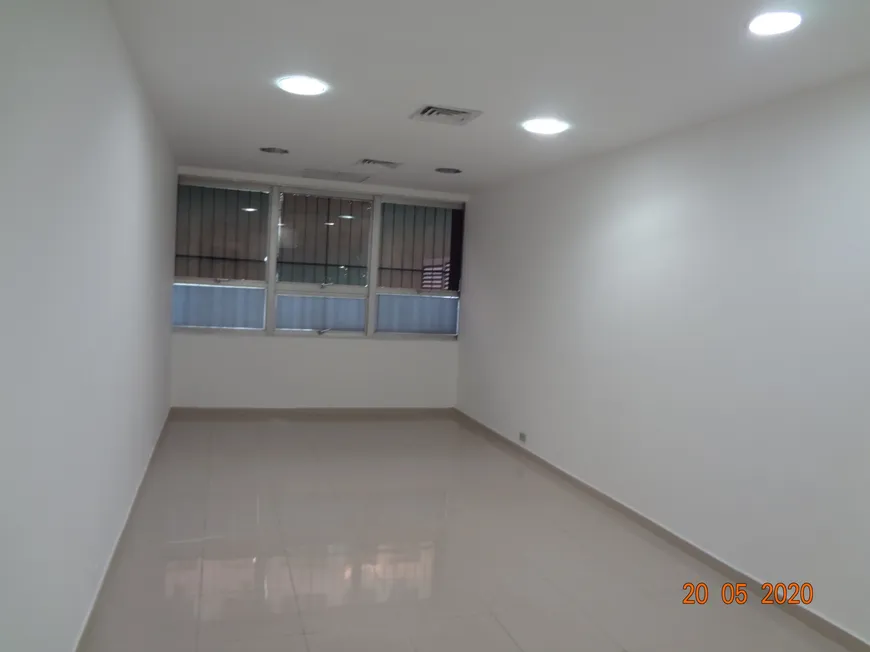 Foto 1 de Sala Comercial para alugar, 30m² em Tijuca, Rio de Janeiro