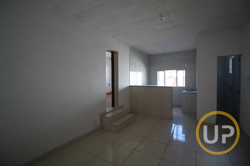 Foto 1 de Kitnet com 1 Quarto para alugar, 64m² em Caieiras, Vespasiano