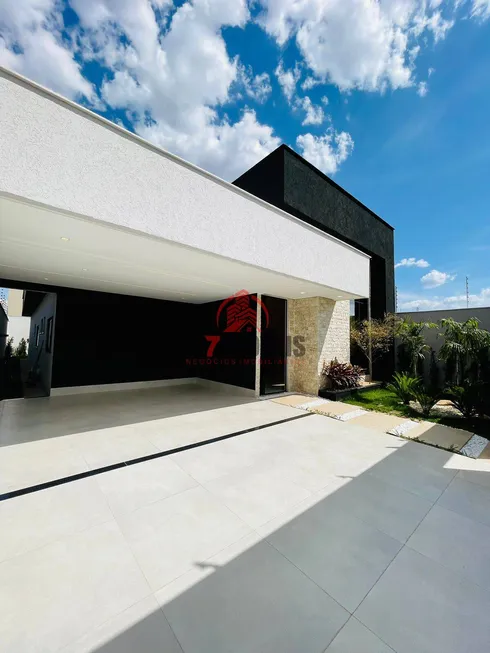 Foto 1 de Casa com 3 Quartos à venda, 196m² em Moinho dos Ventos, Goiânia