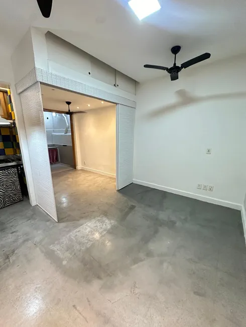 Foto 1 de Apartamento com 1 Quarto à venda, 40m² em Leblon, Rio de Janeiro