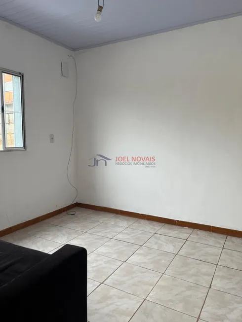 Foto 1 de Casa com 2 Quartos para alugar, 60m² em Vila São Paulo, Mogi das Cruzes