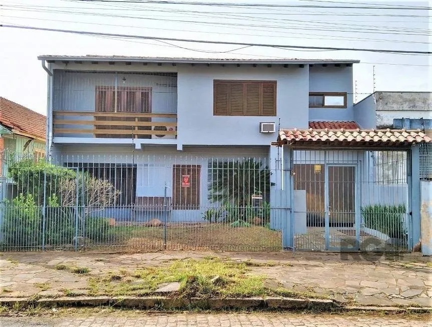 Foto 1 de Casa com 3 Quartos à venda, 262m² em Anchieta, Porto Alegre