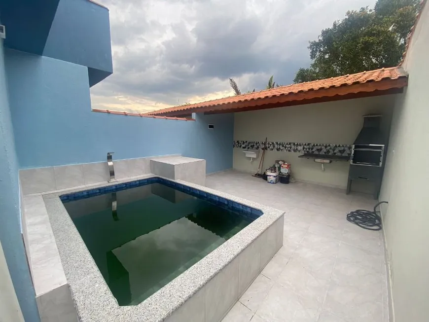 Foto 1 de Casa com 2 Quartos à venda, 67m² em Balneário Plataforma II , Mongaguá