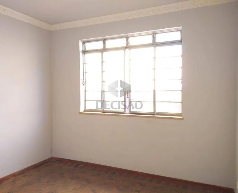 Foto 1 de Casa com 4 Quartos à venda, 243m² em Santa Tereza, Belo Horizonte