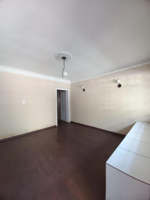 Foto 1 de Casa com 2 Quartos para alugar, 100m² em Vila Clementino, São Paulo