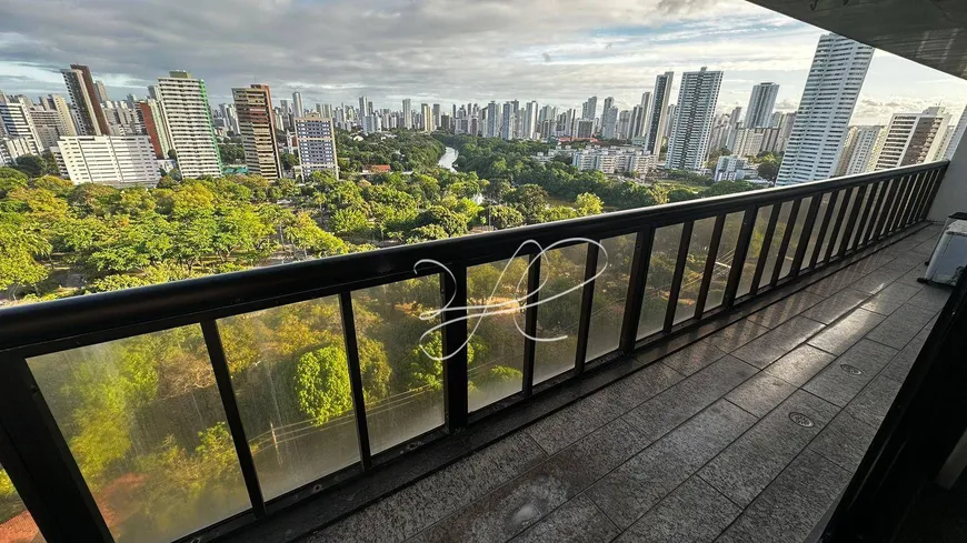 Foto 1 de Apartamento com 4 Quartos à venda, 330m² em Jaqueira, Recife