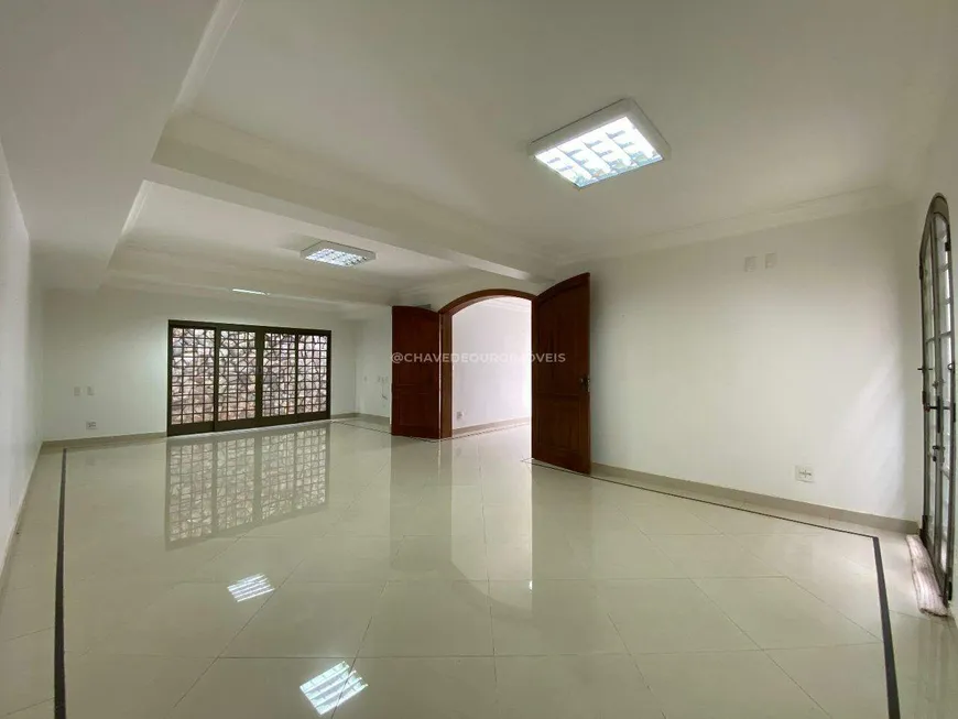 Foto 1 de Casa de Condomínio com 5 Quartos à venda, 420m² em Mercês, Uberaba