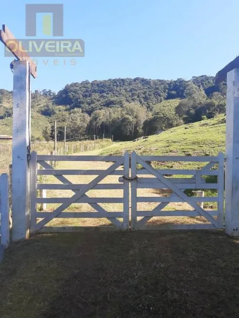 Foto 1 de Fazenda/Sítio com 2 Quartos à venda, 48m² em , Ibitiúra de Minas