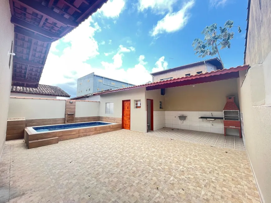 Foto 1 de Casa com 2 Quartos à venda, 126m² em Balneario Agenor de Campos, Mongaguá