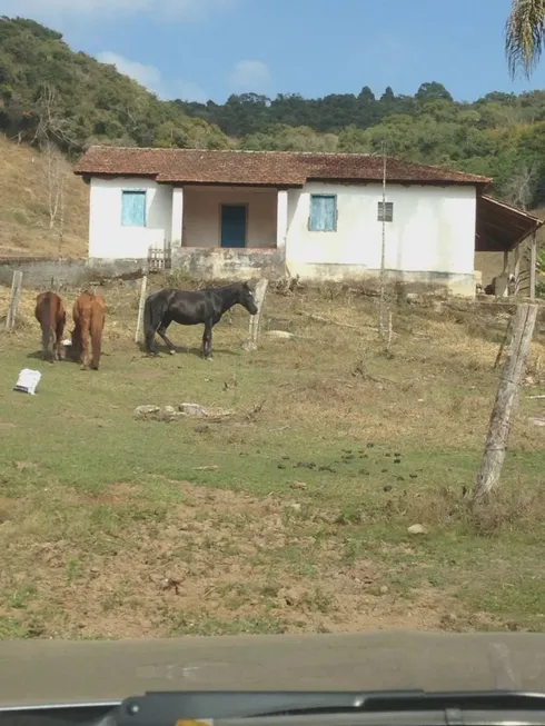 Foto 1 de Fazenda/Sítio à venda, 108900m² em Centro, Caldas