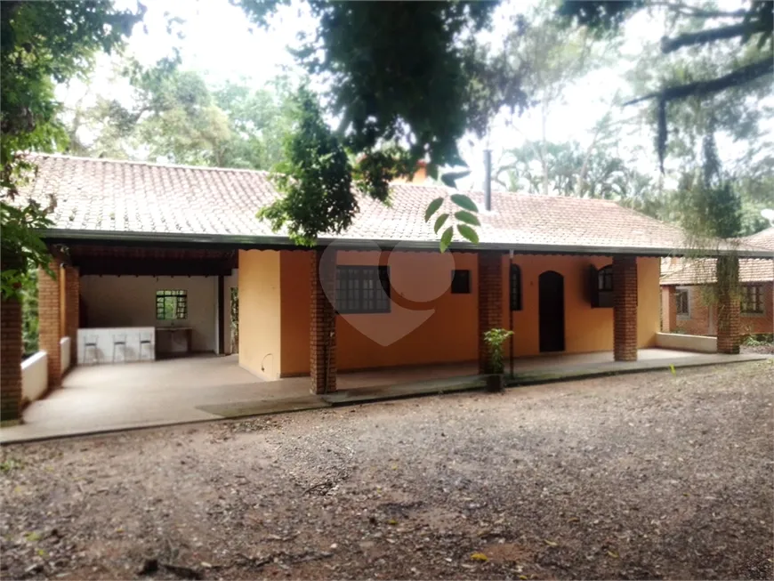 Foto 1 de Fazenda/Sítio com 2 Quartos à venda, 180m² em , Jarinu