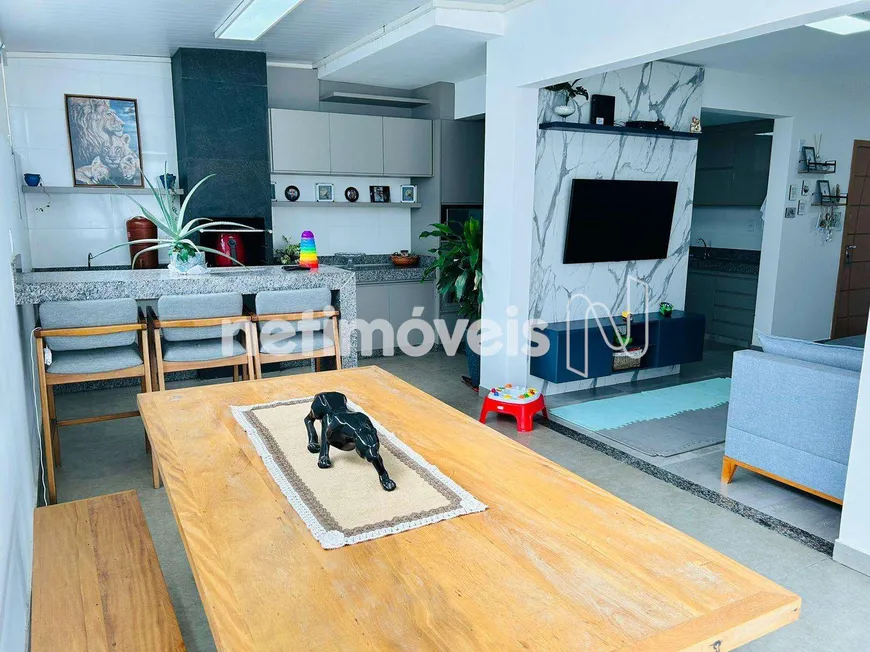 Foto 1 de Apartamento com 3 Quartos à venda, 160m² em Heliópolis, Belo Horizonte