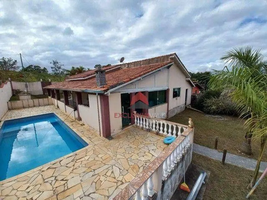 Foto 1 de Fazenda/Sítio com 2 Quartos à venda, 1200m² em São João da Boa Vista, Caçapava