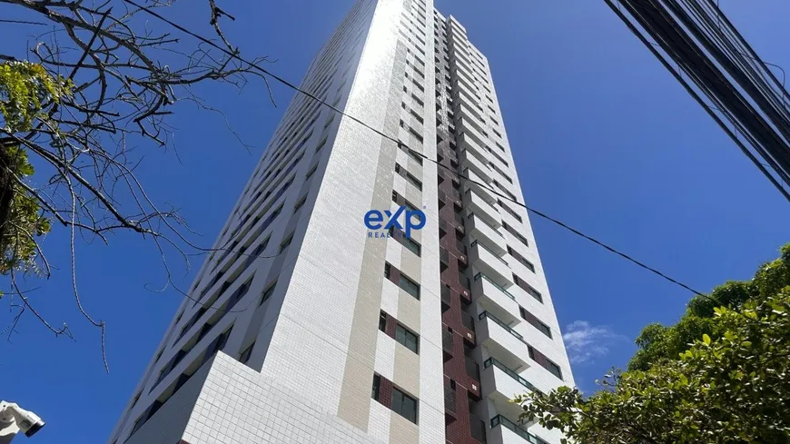 Foto 1 de Apartamento com 2 Quartos à venda, 51m² em Madalena, Recife