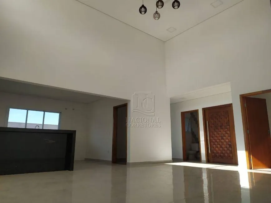 Foto 1 de Casa com 3 Quartos à venda, 232m² em Portal dos Lagos, Boituva