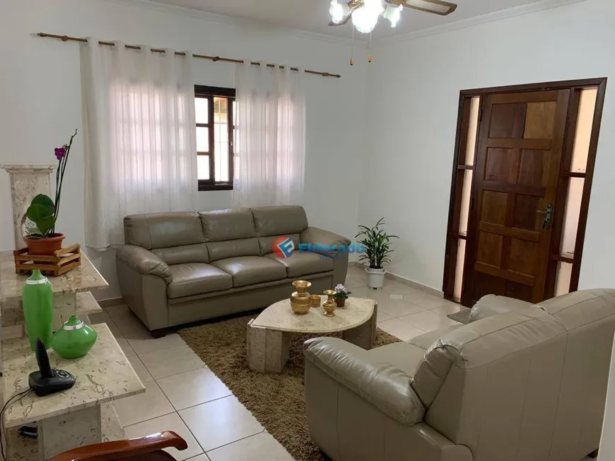 Foto 1 de Casa com 4 Quartos à venda, 287m² em Jardim Macarenko, Sumaré