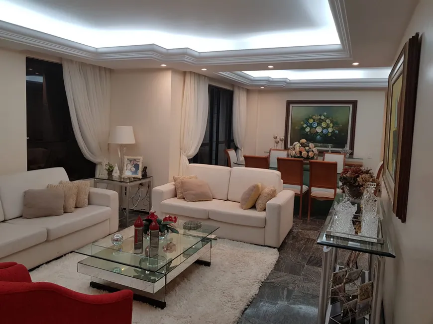 Foto 1 de Apartamento com 3 Quartos para alugar, 129m² em Jardim Renascença, São Luís