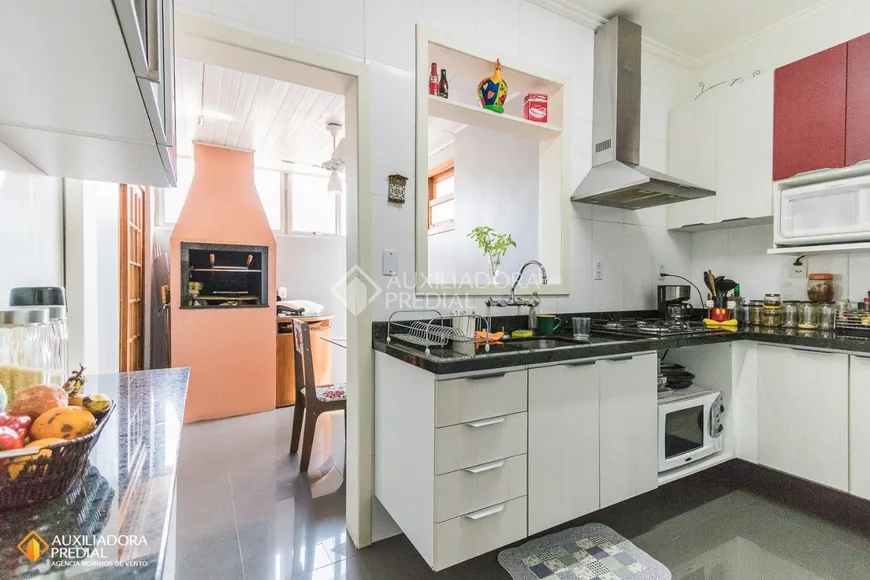 Foto 1 de Apartamento com 3 Quartos à venda, 101m² em Moinhos de Vento, Porto Alegre