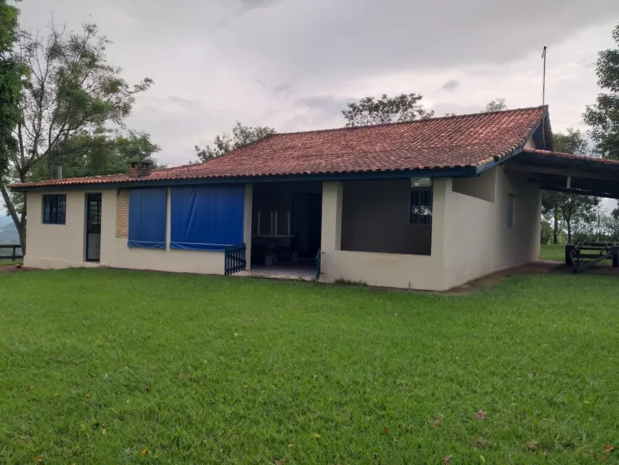 Foto 1 de Fazenda/Sítio com 2 Quartos à venda, 120m² em Area Rural de Capao Bonito, Capão Bonito