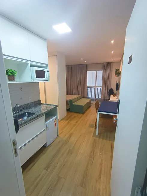 Foto 1 de Apartamento com 1 Quarto para alugar, 32m² em República, São Paulo