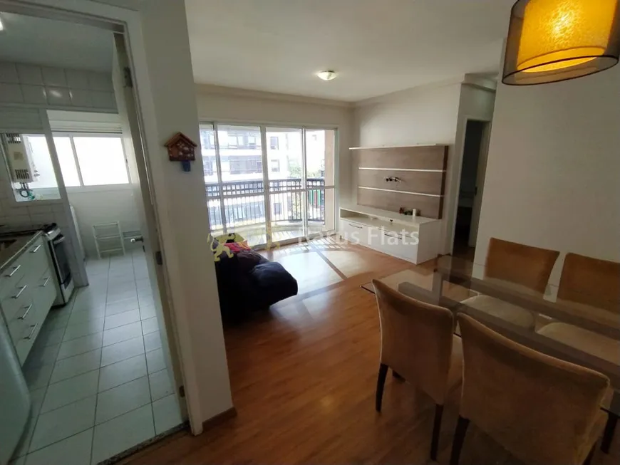 Foto 1 de Flat com 2 Quartos para alugar, 65m² em Vila Olímpia, São Paulo